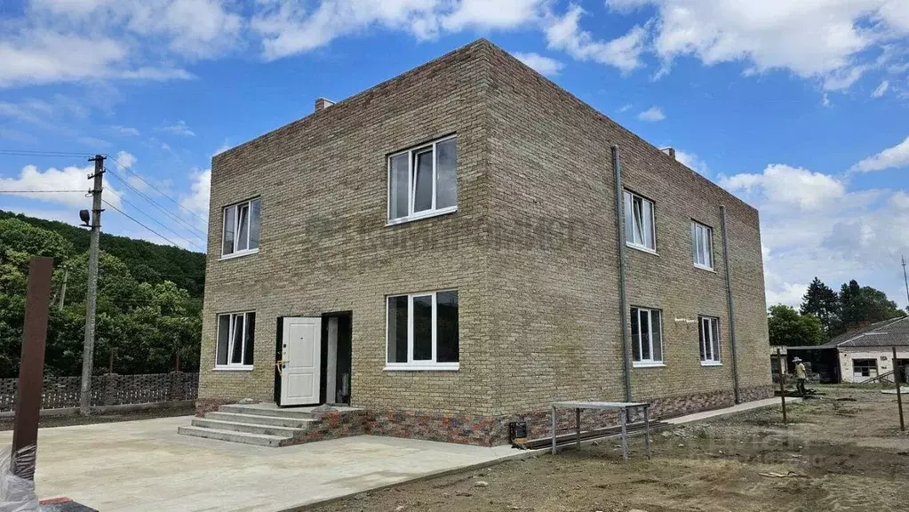 Таунхаус в Краснодарский край, Северский район, Ильское городское ... - Фото 1