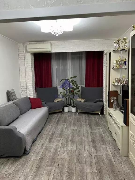 Продаётся 4-к квартира, 76.1 м - Фото 1