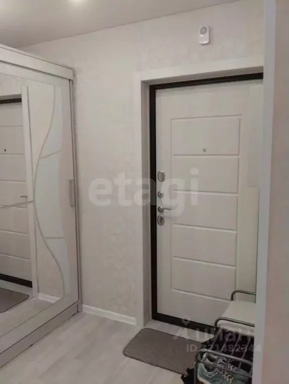 Студия Липецкая область, Липецк ул. И.В. Свиридова, 10 (26.6 м) - Фото 1