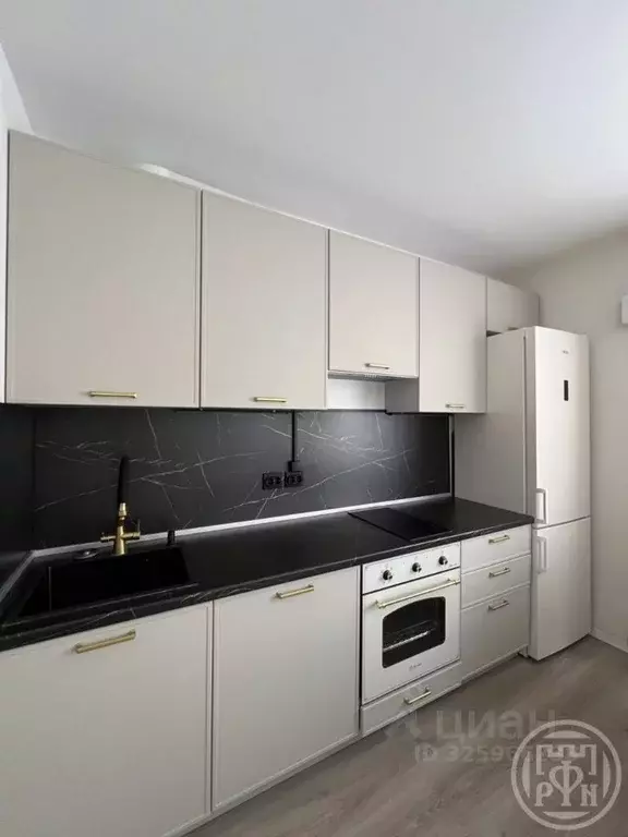 3-к кв. Санкт-Петербург ул. Пахомовская, 14к2 (52.0 м) - Фото 1