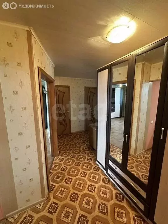 2-комнатная квартира: посёлок городского типа Смышляевка, ... - Фото 1