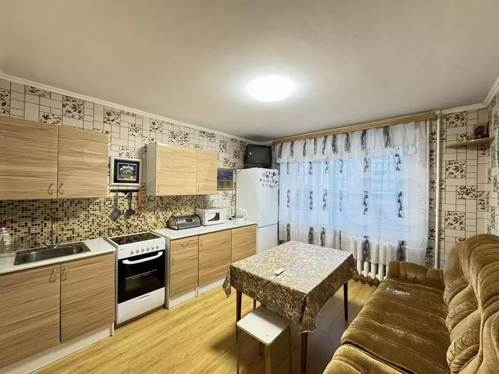 1-к. квартира, 45 м, 2/14 эт. - Фото 0