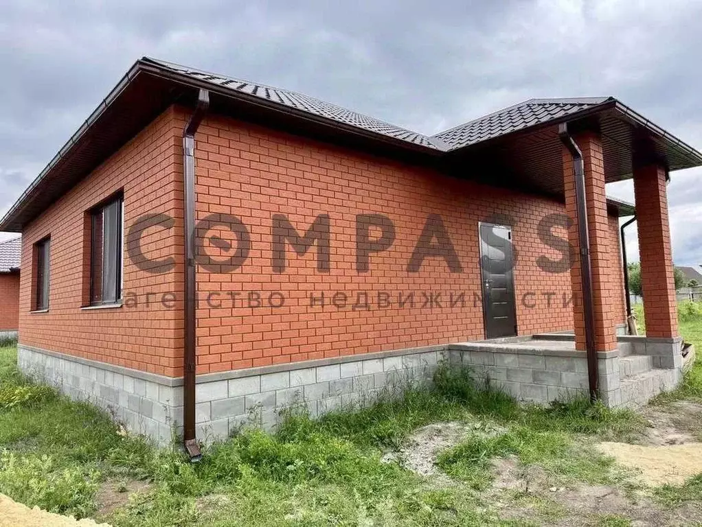 Дом в Белгородская область, Корочанский район, Мелиховское с/пос, с. ... - Фото 2