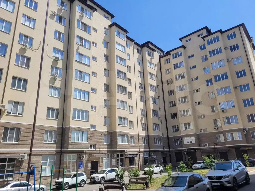 2-к. квартира, 65 м, 4/10 эт. - Фото 0