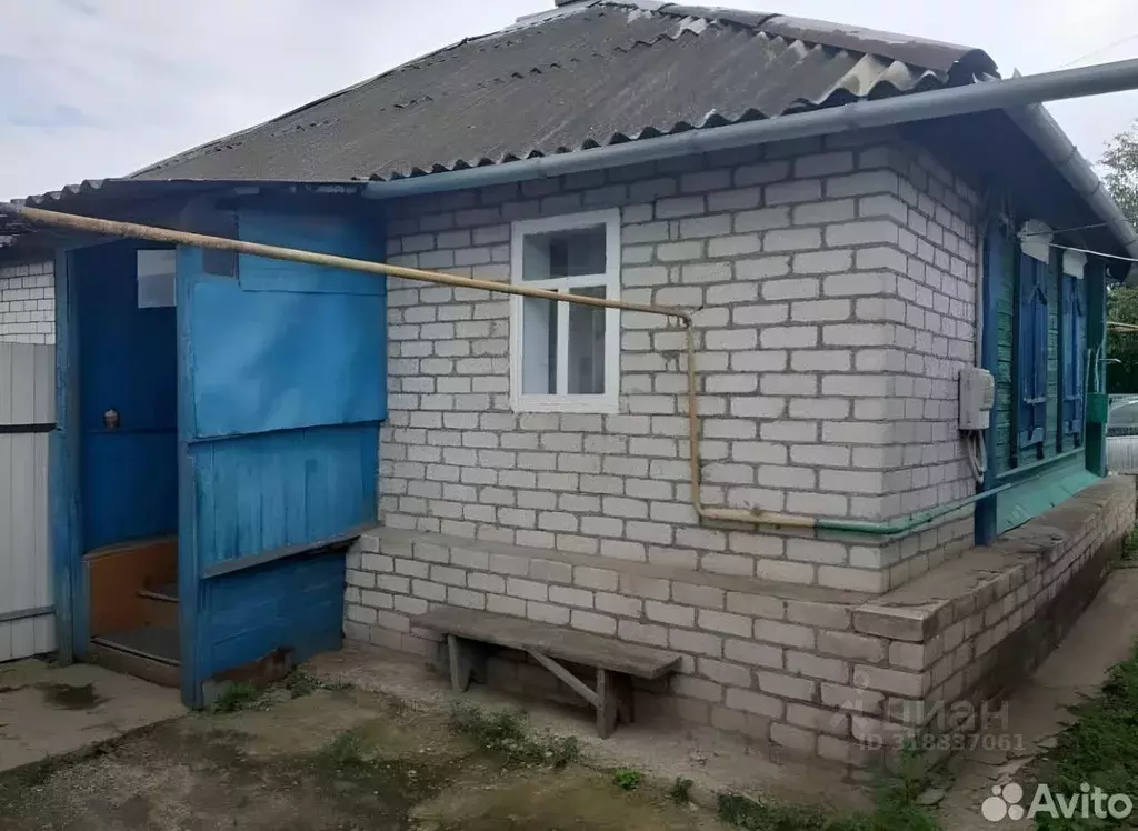 Дом в Волгоградская область, Суровикино Советская ул., 41 (29 м) - Фото 1