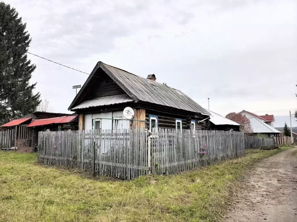 Дом в Свердловская область, Первоуральск муниципальный округ, пос. ... - Фото 1
