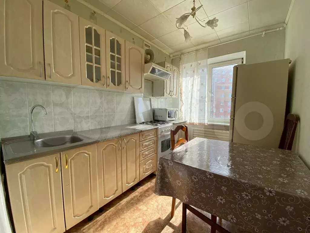 2-к. квартира, 60 м, 9/9 эт. - Фото 0