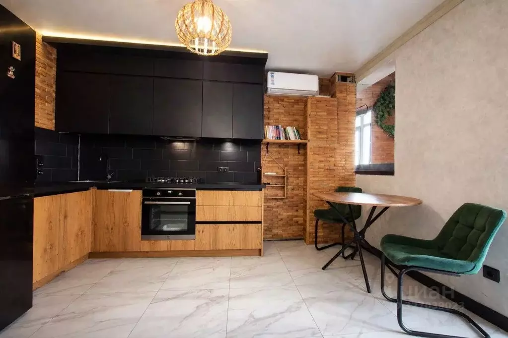 1-к кв. Краснодарский край, Сочи Бытха мкр, ул. Бытха, 8/9 (37.0 м) - Фото 1