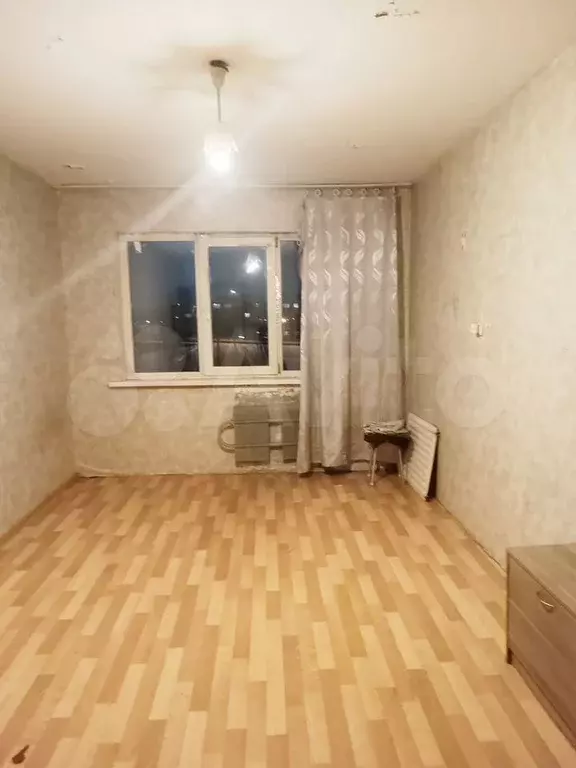 Комната 16,8 м в 1-к., 2/5 эт. - Фото 1