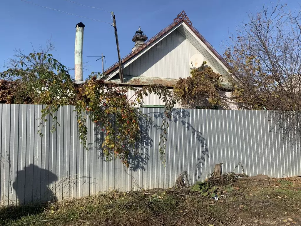 Дом в Саратовская область, Энгельс проезд Колотилова (58 м) - Фото 1