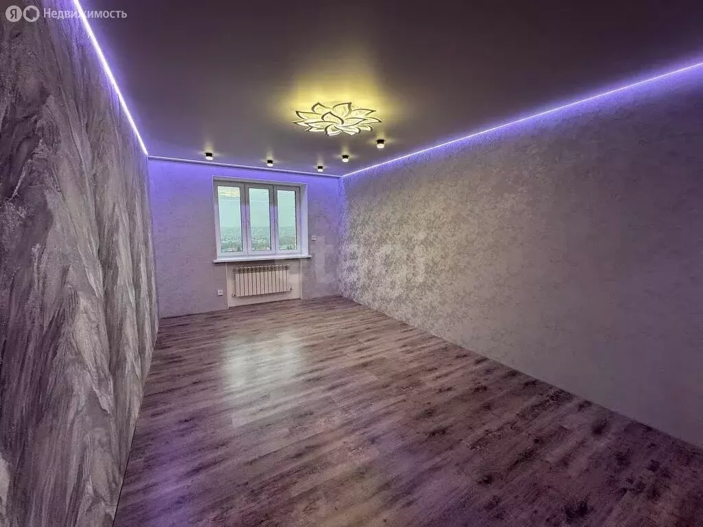 3-комнатная квартира: Тула, Октябрьская улица, 217к3 (73.3 м) - Фото 0