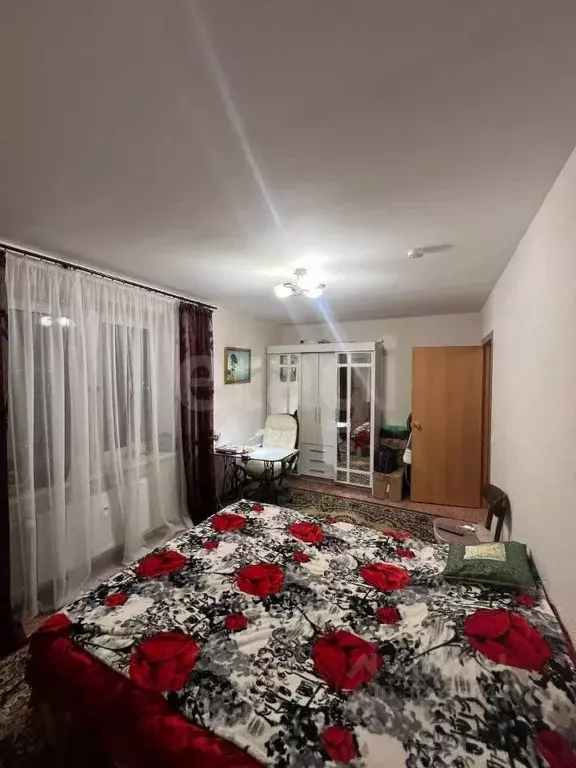 2-к кв. Кировская область, Киров ул. Энтузиастов, 52А (58.3 м) - Фото 1