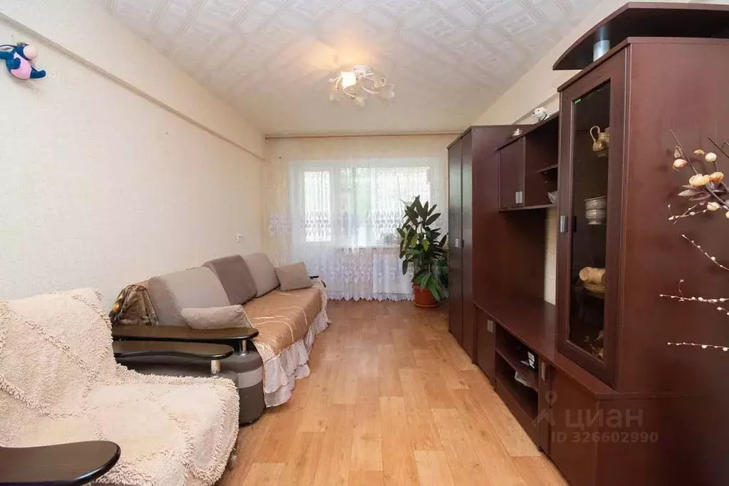 3-к кв. Ульяновская область, Ульяновск Кузоватовская ул., 58 (60.0 м) - Фото 1