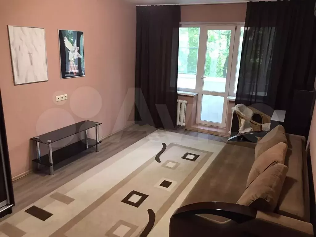 1-к. квартира, 40 м, 3/9 эт. - Фото 0