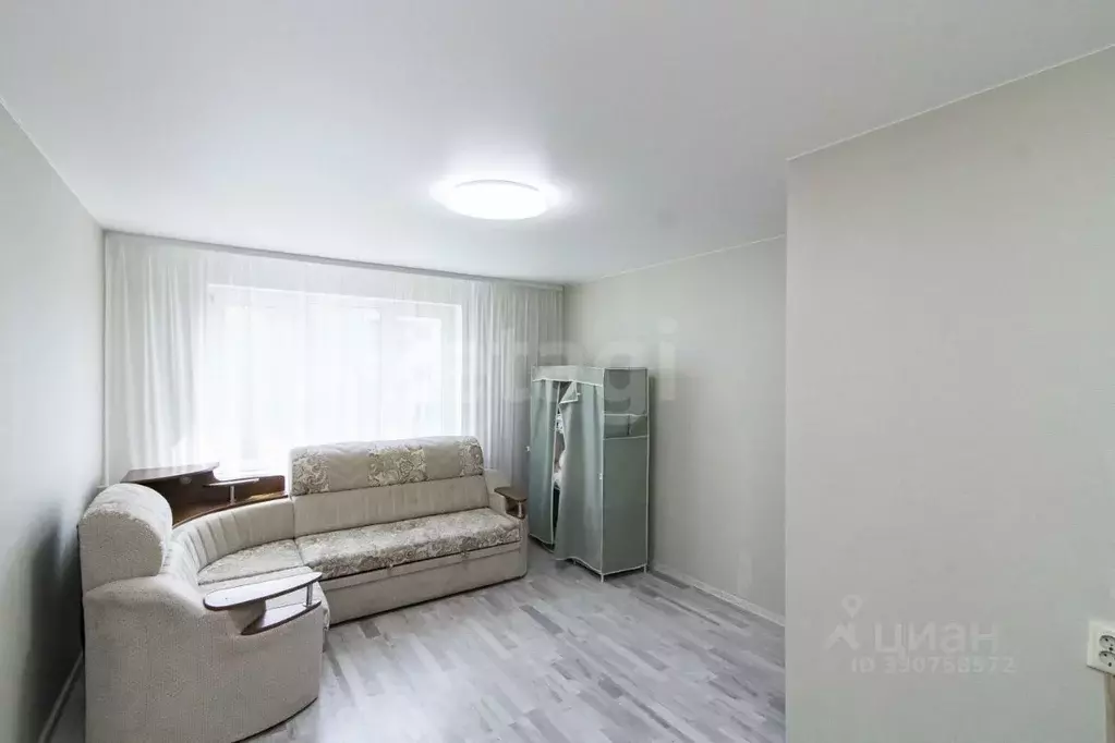1-к кв. Тюменская область, Тюмень Одесская ул., 18а (30.6 м) - Фото 2