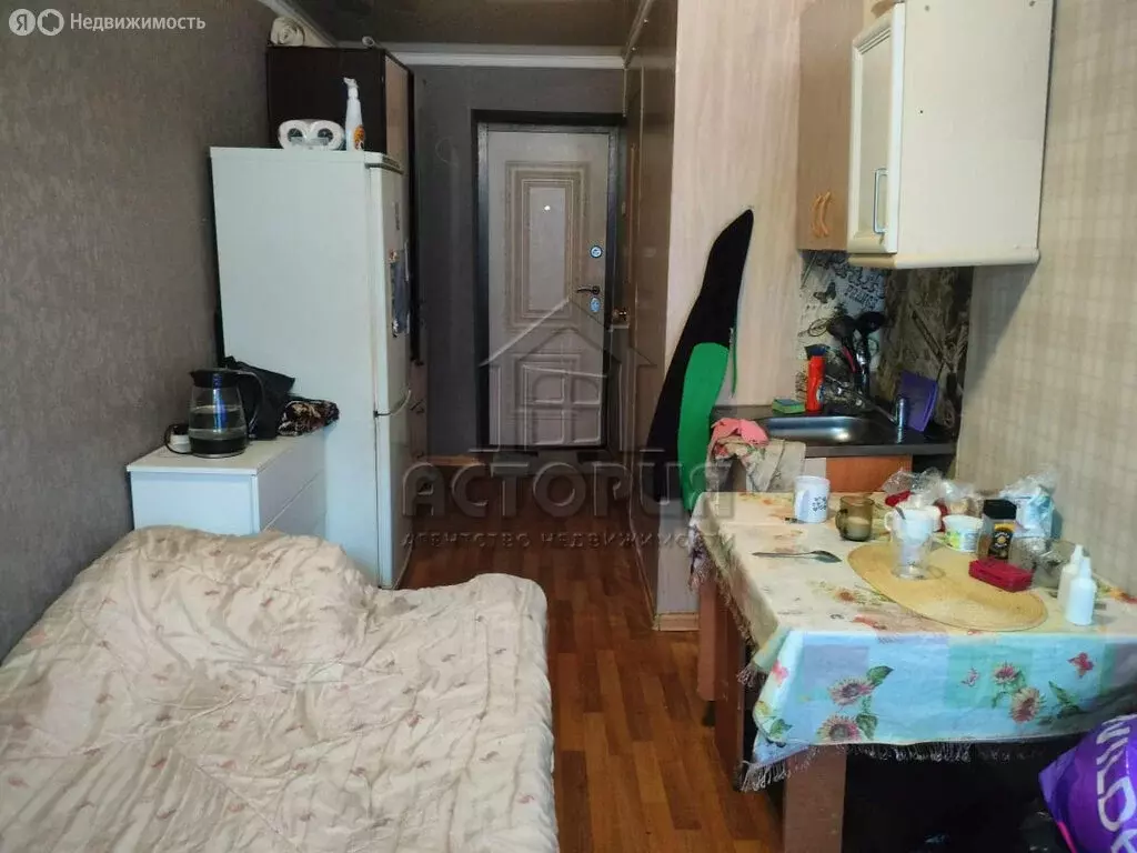 Квартира-студия: Красноярск, улица Курчатова, 8/19 (14.3 м) - Фото 0