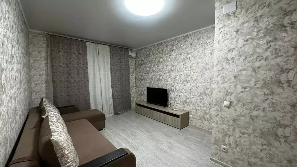 1-к кв. Белгородская область, Старый Оскол Степной мкр, 32 (39.0 м) - Фото 0