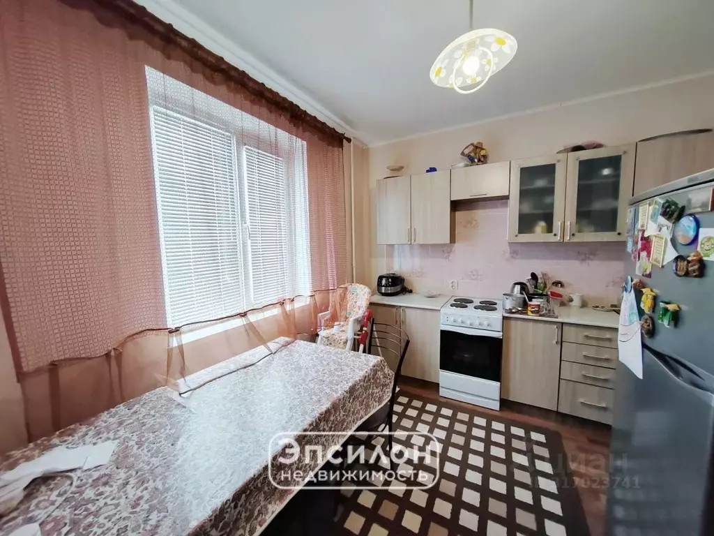 1-к кв. Курская область, Курск просп. Вячеслава Клыкова, 77 (37.5 м) - Фото 1