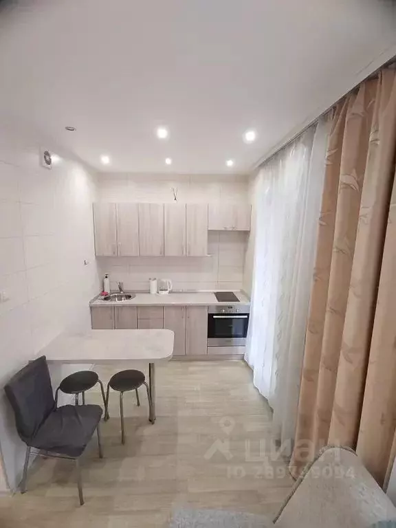 Студия Иркутская область, Иркутск ул. Дыбовского, 8/11 (31.0 м) - Фото 2