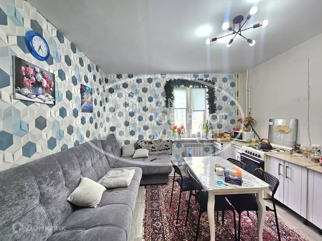 Продаётся 4-к квартира, 66.8 м - Фото 0