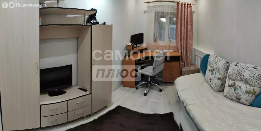 3-комнатная квартира: Киров, микрорайон Лянгасово, улица Матросова, 17 ... - Фото 1