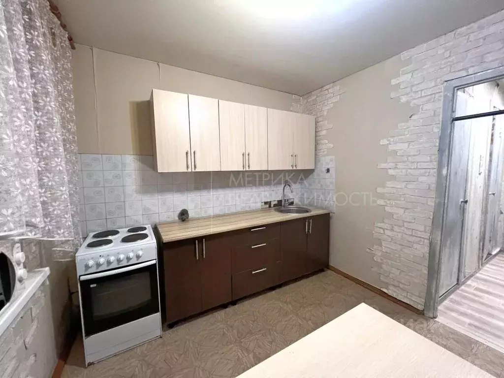 1-к кв. Тюменская область, Тюмень 6-й мкр, ул. Валерии Гнаровской, 5 ... - Фото 1