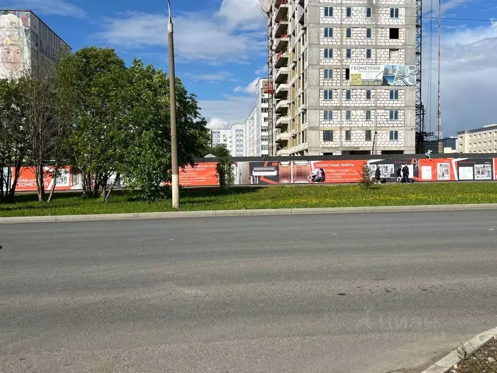 Помещение свободного назначения в Татарстан, Нижнекамск ул. Баки ... - Фото 0