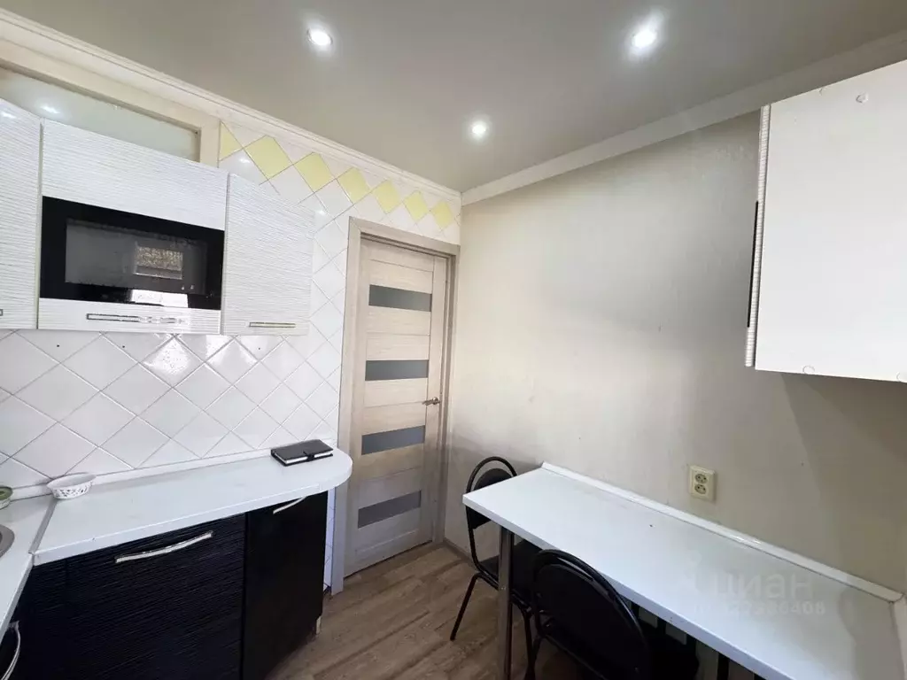 2-к кв. Астраханская область, Астрахань Боевая ул., 40 (35.0 м) - Фото 2