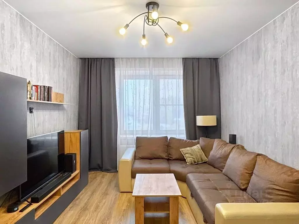 2-к кв. Архангельская область, Архангельск ул. Урицкого, 2 (42.0 м) - Фото 1