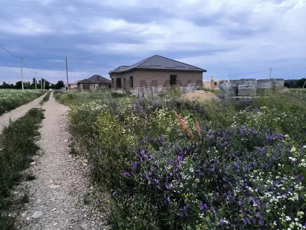 Участок в Адыгея, Майкоп городской округ, Гавердовский хут. пер. ... - Фото 0