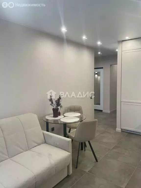 2-комнатная квартира: Глухово, Романовская улица, 15 (55 м) - Фото 2