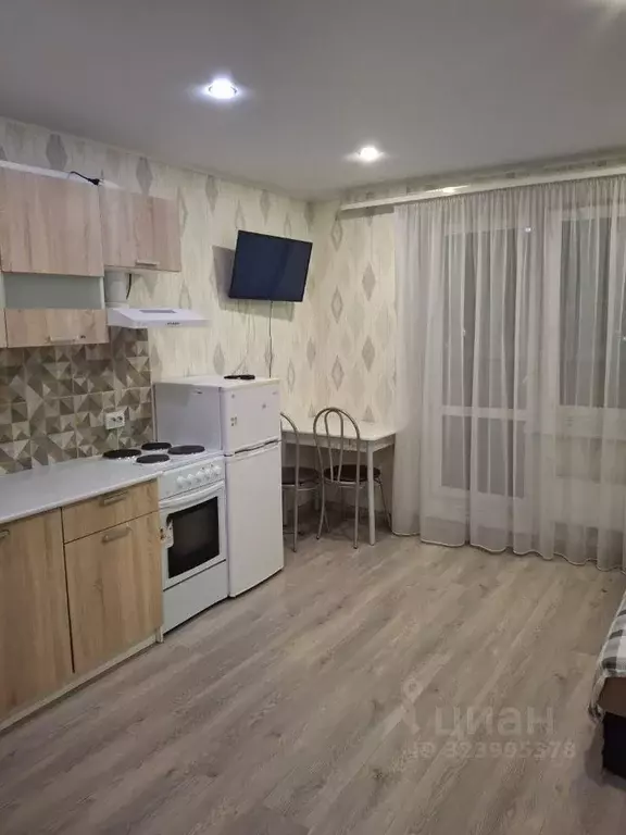 Студия Тюменская область, Тюмень ул. Тимофея Чаркова, 28 (21.0 м) - Фото 2