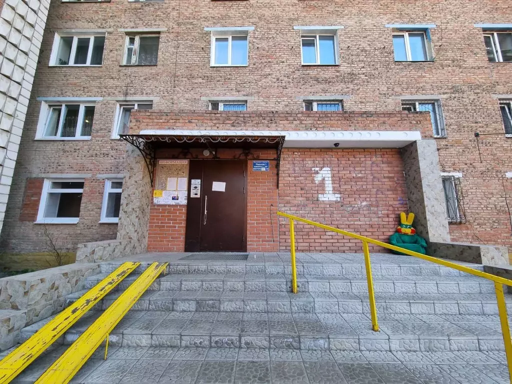 Комната Омская область, Омск ул. Дмитриева, 5/3 (13.3 м) - Фото 1
