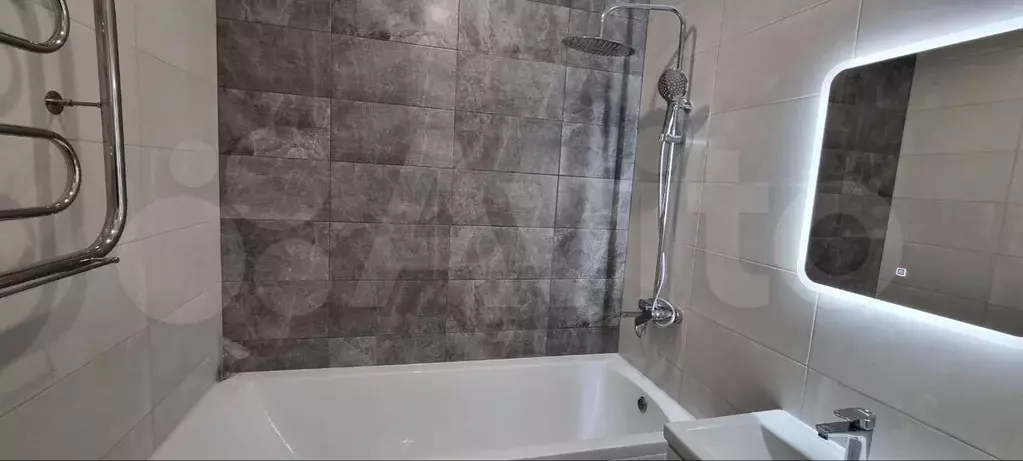1-к. квартира, 40 м, 6/9 эт. - Фото 0
