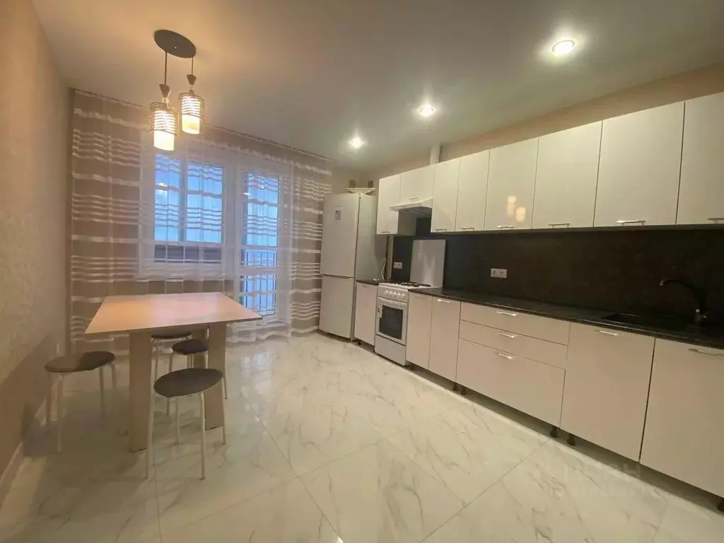 3-к кв. Чувашия, Чебоксары ул. Энергетиков, 17 (75.0 м) - Фото 0