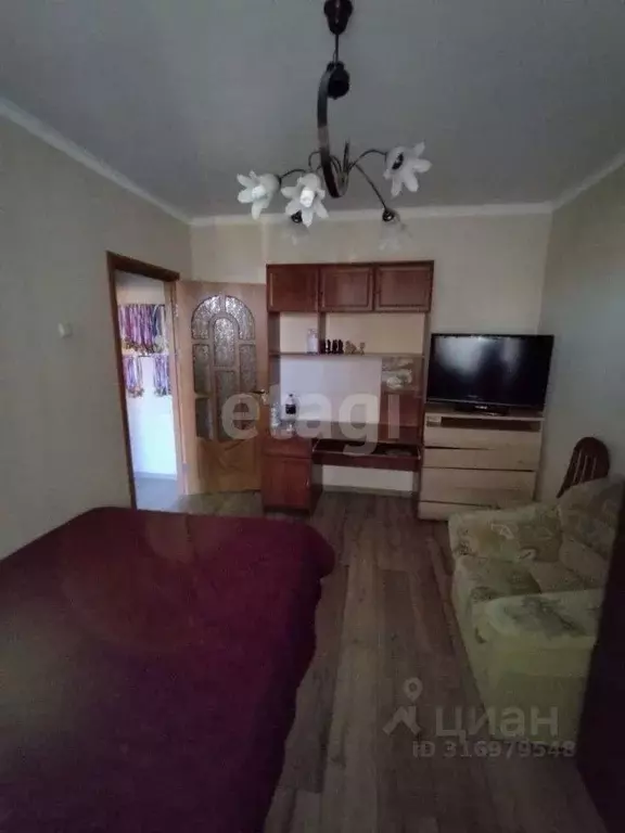 3-к кв. Белгородская область, Шебекино ул. Ленина, 90 (72.0 м) - Фото 0