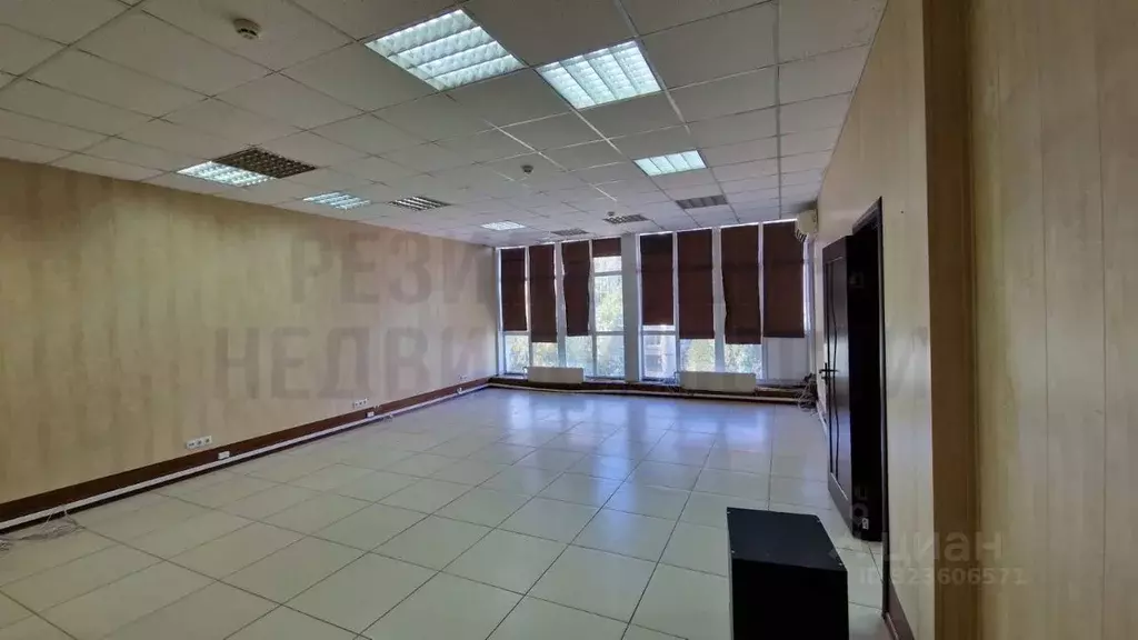 Офис в Самарская область, Самара ул. Губанова, 3 (72 м) - Фото 2