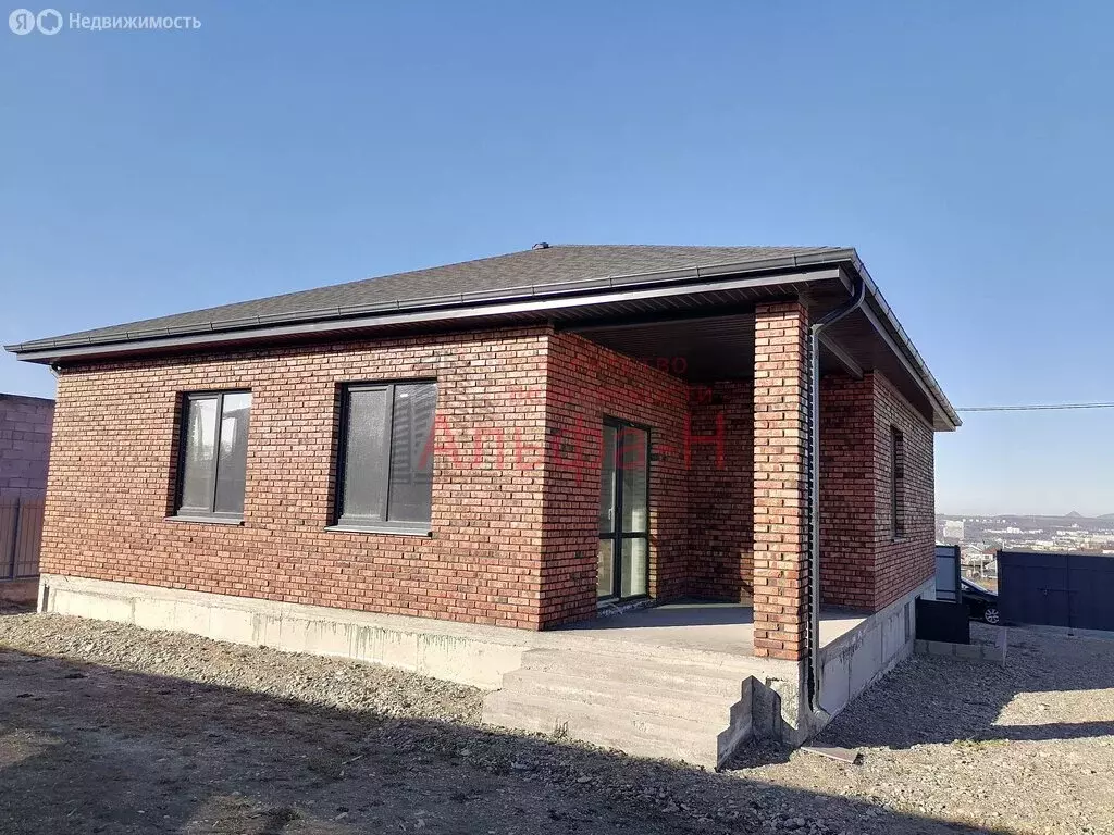 Дом в Ессентукская, Урожайная улица (145 м) - Фото 0