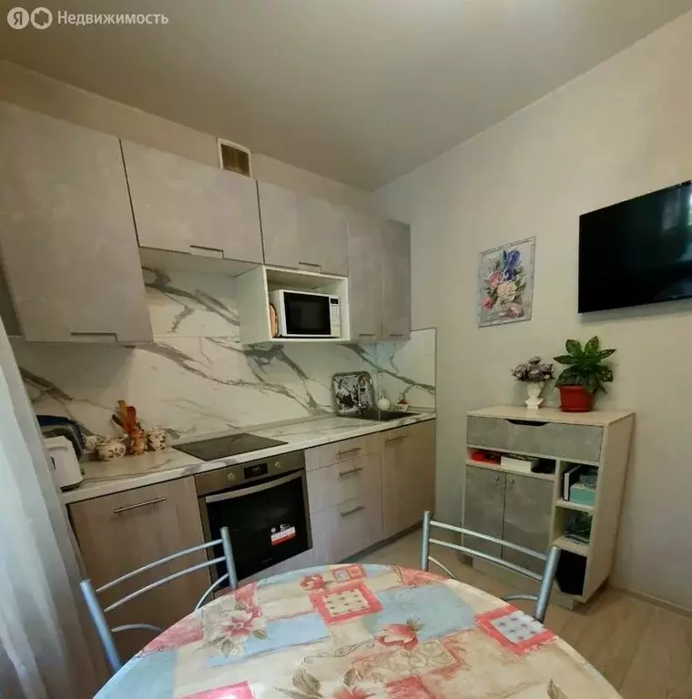 1-комнатная квартира: Хабаровск, Кирпичная улица, 36Б (38 м) - Фото 0