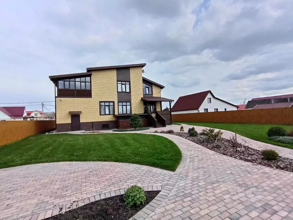Дом в Воронежская область, Рамонь рп ул. Есенина, 24 (315 м) - Фото 1
