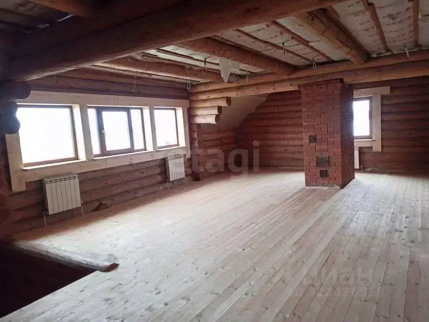 Дом в Вологодская область, с. Устье ул. Озерная, 4 (270 м) - Фото 2