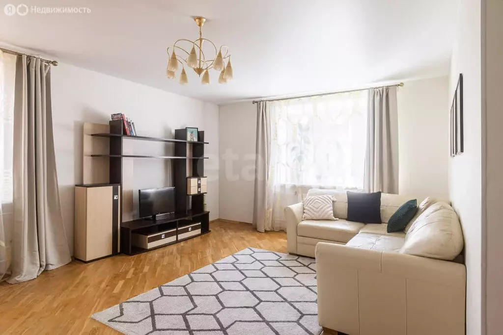 3-комнатная квартира: Санкт-Петербург, Политехническая улица, 17к3 (71 ... - Фото 0