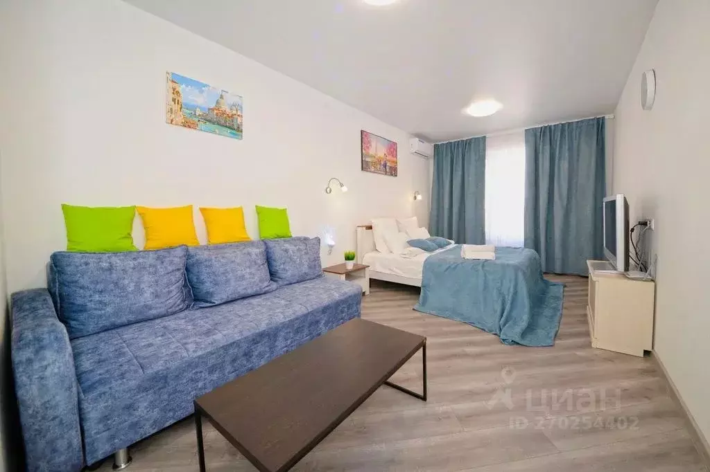 1-к кв. Волгоградская область, Волгоград ул. Пархоменко, 2 (46.0 м) - Фото 1