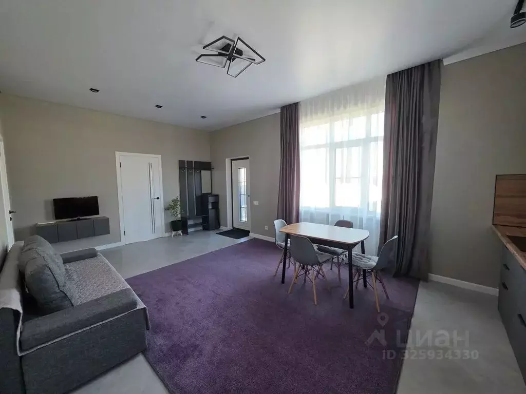 Дом в Краснодарский край, Мостовской пгт ул. Солнечная, 1 (120 м) - Фото 1