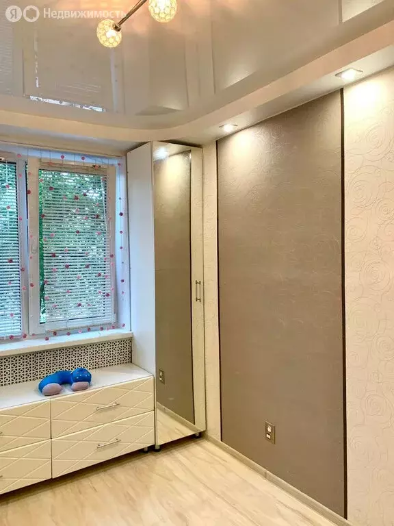 4-комнатная квартира: Санкт-Петербург, улица Симонова, 7к1 (73.4 м) - Фото 1