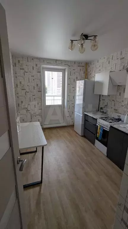 1-к. квартира, 40 м, 7/10 эт. - Фото 0