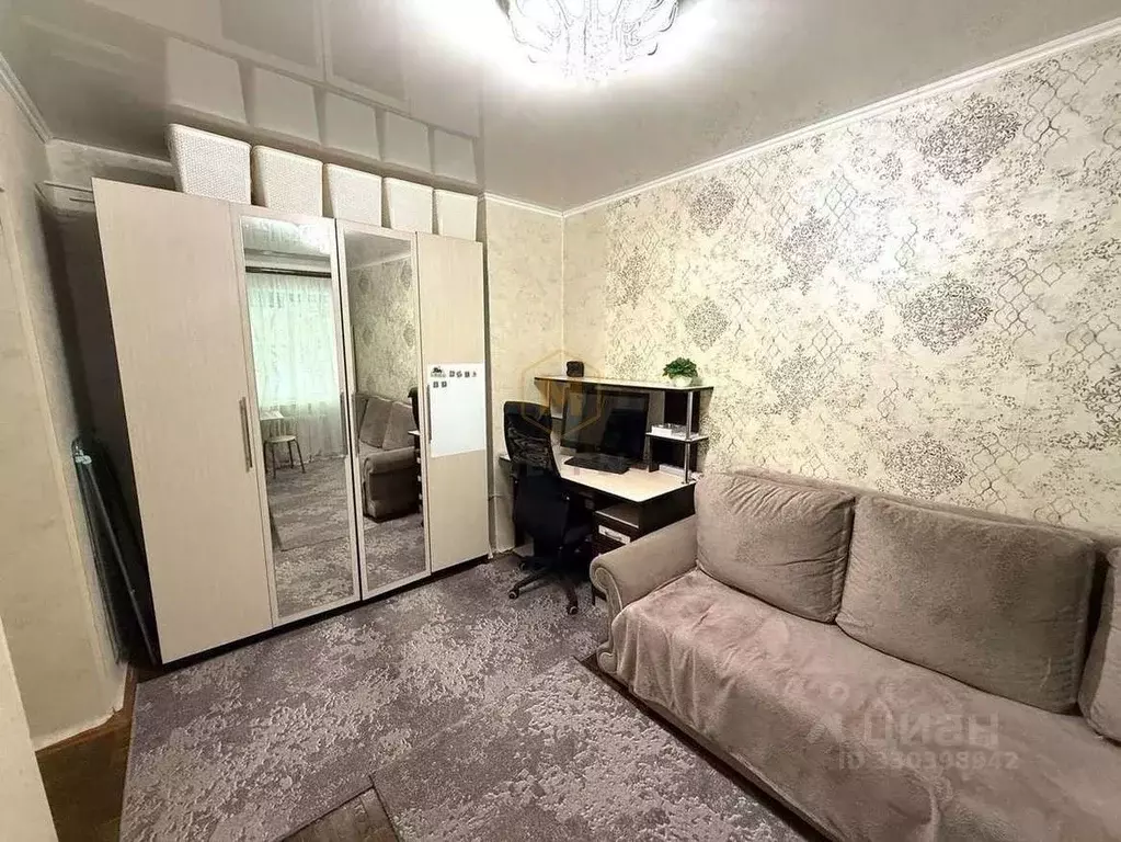 Комната Белгородская область, Белгород ул. 5 Августа, 2 (13.1 м) - Фото 2