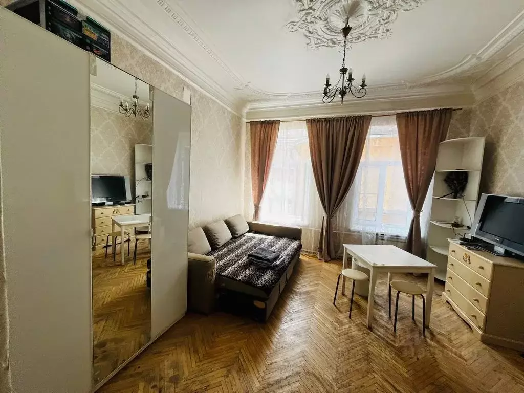 Комната Санкт-Петербург Шпалерная ул., 9 - Фото 0