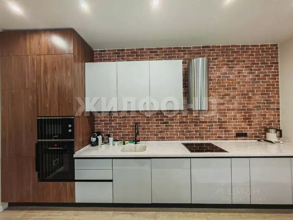 3-к кв. Новосибирская область, Новосибирск ул. 1905 года, 69 (110.0 м) - Фото 1