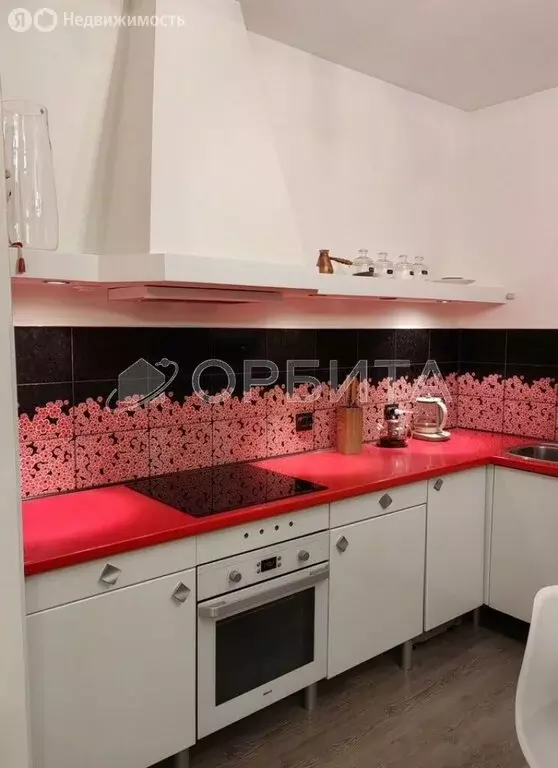 1-комнатная квартира: Тюмень, улица Максима Горького, 3к1 (48 м) - Фото 1